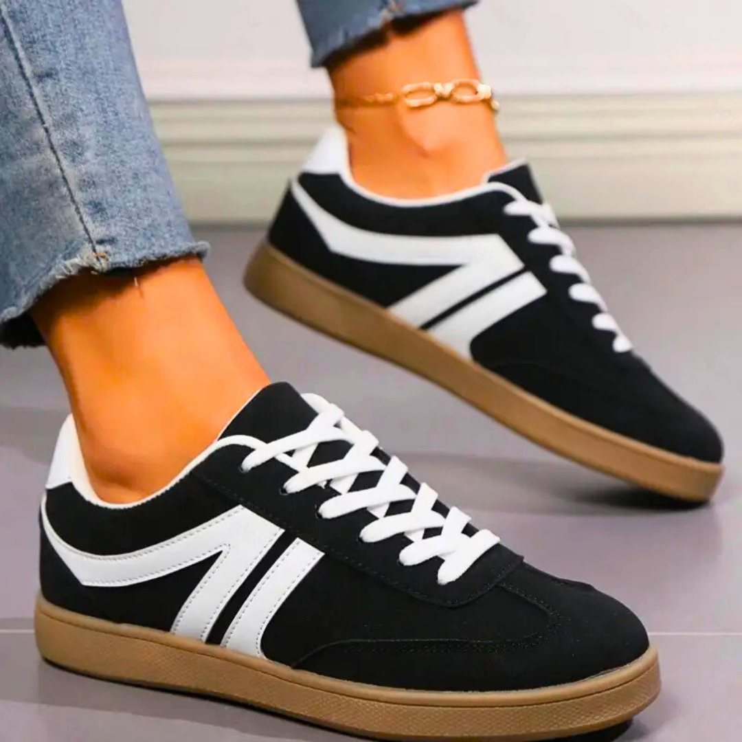 Vela Sneakers