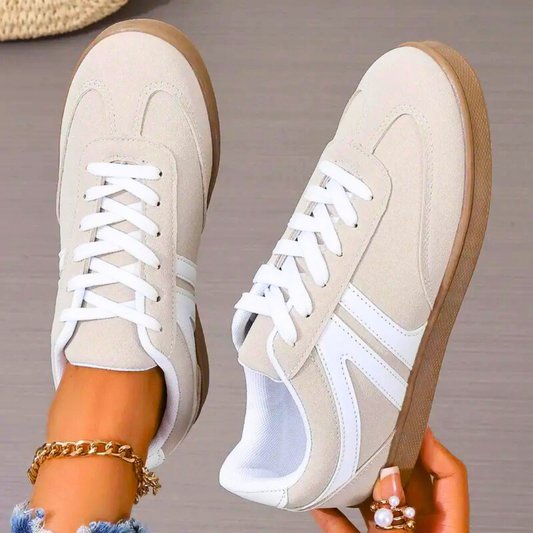 Vela Sneakers